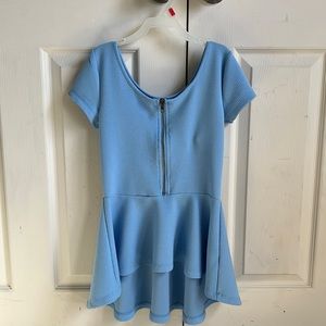 Juniors blue dress shirt. size S